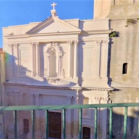 La Terrasse Ensoleillee Arles Camargue Leilighet Eksteriør bilde